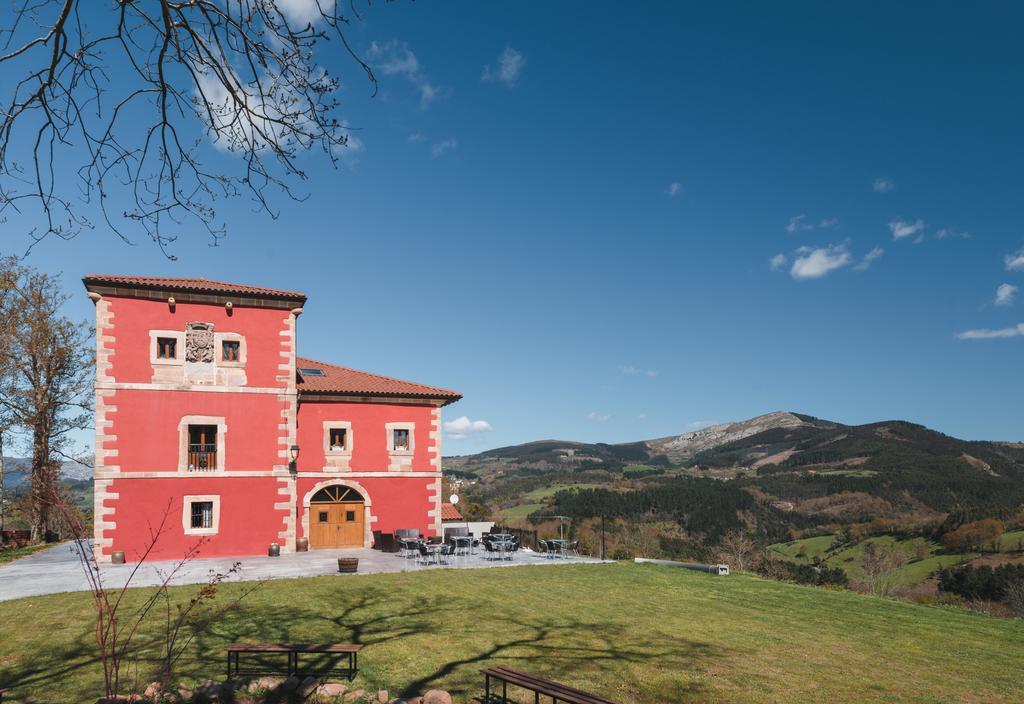 아첸탈레스 Palacio Horkasitas 빌라 외부 사진